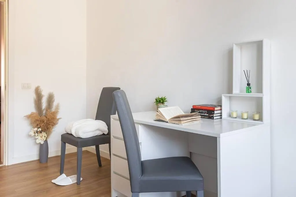 Casa Levante - Near The Station And City Center Oristano 0*,  Italia