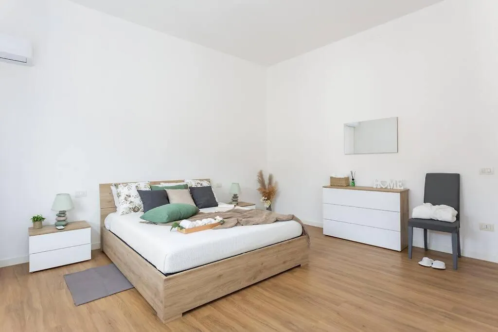 Casa Levante - Near The Station And City Center Oristano 0*,