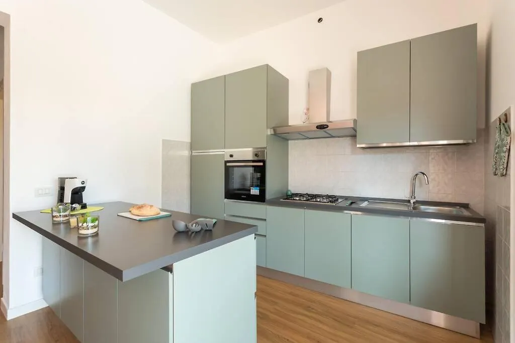 Casa Levante - Near The Station And City Center Oristano